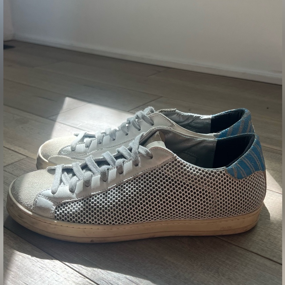 Women’s 39 p448 sneakers